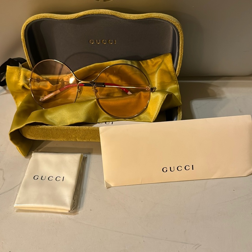 Gucci Round Thin Gold Framed Sunglasses With Case, Dust Bag, Cloth & Care Card